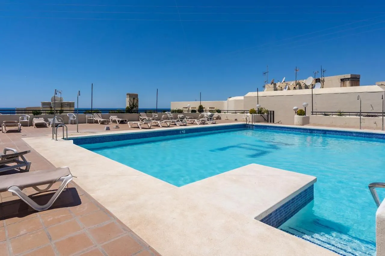 Apartment With Swimming-Pool Marbella