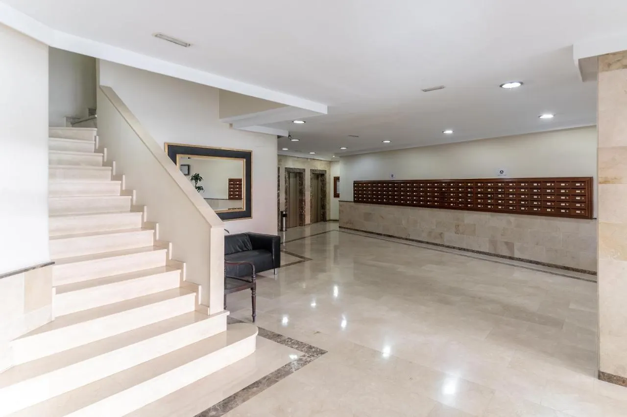Apartment With Swimming-Pool Marbella