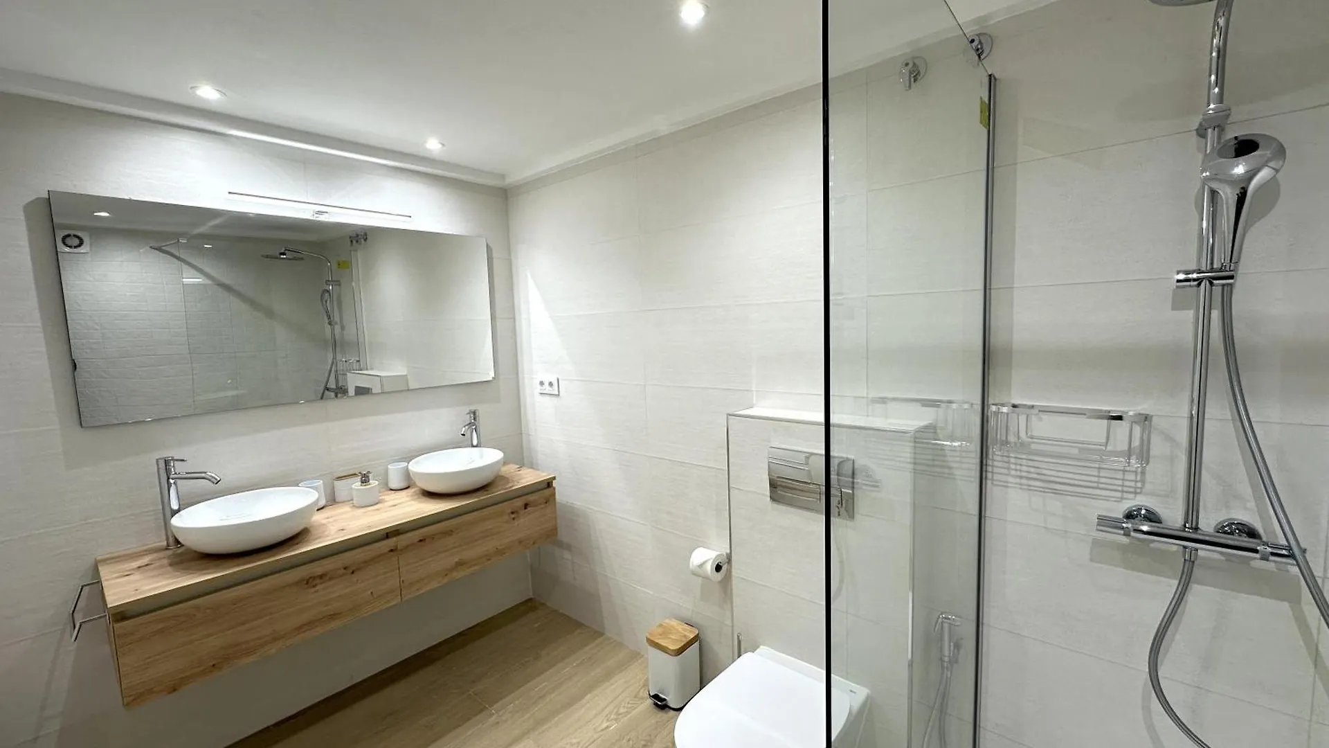 Apartment With Swimming-Pool Marbella